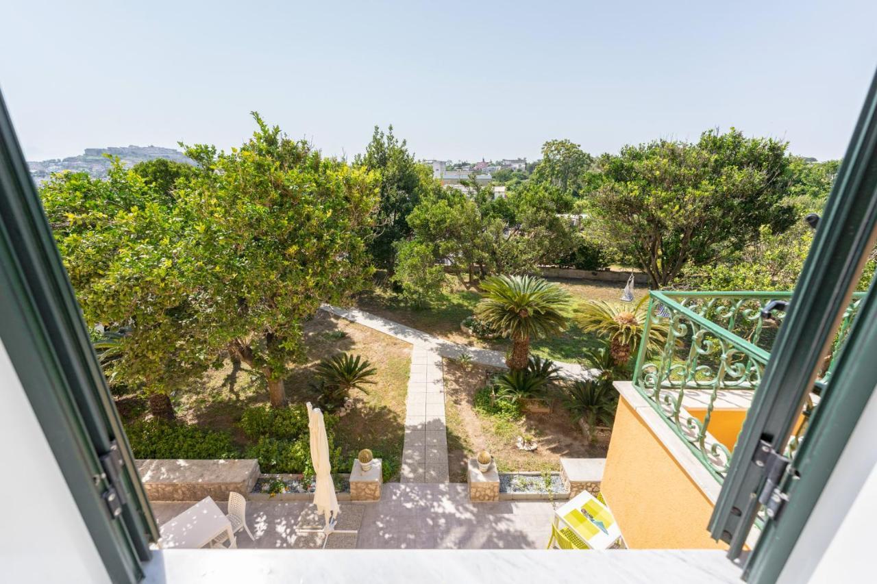 Villa Caterina B&B Procida Exterior photo